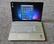 HP Laptop 15s-eq0019nw + torba