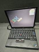 Laptop Lenovo IBM ThinkPad X40 Type 2371 + stacja x4 ultrabase