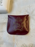 Jego Świątobliwość Leon XIV - różaniec papieski od Ojca Świętego