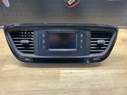 Radio Chrysler pacifica 2017 P68232022AF