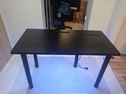 Stół do nauki i grania 