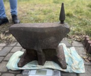 Kowadło zabytkowe waga 90 kg  XIX wiek 