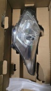 Toyota Avensis t27 lampy przednie bi-led