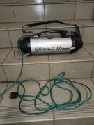 GAMMA 2. Mały odkurzacz z okresu PRL. 1959 rok.