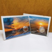 Nowe pocztówki znad morza z piaskiem, muszelkami i kopertą – 2 sztuki