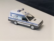 Karetka ratunkowa ambulans Polonez Caro Fiat 125 FSO legendy PRL kartonowy-