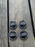 DEKIELKI ZAŚLEPKI DO FELG AUDI 61MM 4M0601170 CZARNE