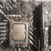 Procesor i7 12700 z wbudowaną kartą graficzną 