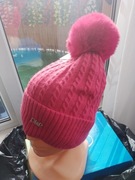 Czapka damska z pomponem 