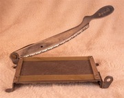 Obcinarka gilotynka do zdjęć retro z ozdobnym brzegiem