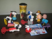Pieski Figurki Snoopy Fistaszki 11 sztuk.