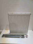 Nowe deweloperskie grzejniki pokojowe płytowe dolne białe    