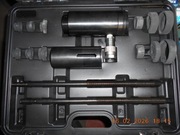 ŚCIAGACZ DO TULEI ZAWIESZENIA Z SIŁOWNIKIEM HYDRAUL PRZELOTOWYM MAGNUS