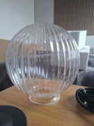 Lampa wisząca loft szklana kula E27 czarna industrialna