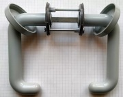 Klamka do drzwi z szyldami okrągłymi