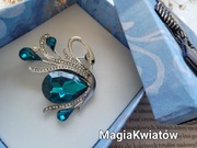 Broszka cudny łabądek w turkusie 