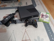 Konsola XBOX 360 S 4GB + 14GB - Zestaw