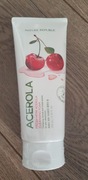 Pianka do mycia Nature Republic acerola