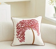 Poszewka haftowane czerwone drzewo 45 x 45