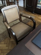 Oryginalny fryzjerski fotel do biurka.