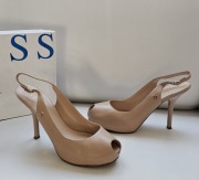 GUESS cudne buciki beżowe roz 41