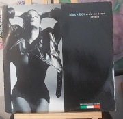 Ride On Time Black Box Winyl