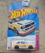 HOT WHEELS POJAZD KOLEKCJONERSKI METALOWY  W SKALI 1:64 DLA DZIECI
