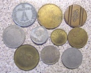 Zestaw 10 starych żetonów / tokenów (4)