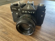 Aparat fotograficzny Zenit TTL , lampa błyskowa Elektronika B5-24