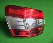 Tylnie lampy Citroen  C 5  III   sedan