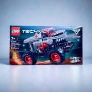 LEGO Technic 42200 Monster Jam ThunderROARus z napędem typu pull-back