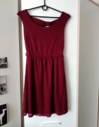 Piękna burgundowa sukienka kokarda na plecach