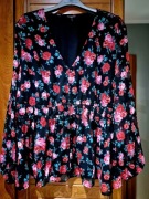 Elegancka bluzka z szyfonu  w kwiaty róże.Rozmiar 54.