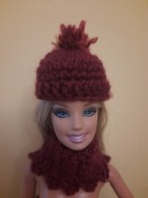 Ubranko dla Barbie czapka + komin