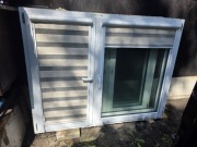 Okno PCV 178 x 139 cm + roleta wewnętrzna