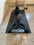 Trenażer Tacx Neo 2t + Kickr Headwind + gadżety