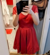 Czerwona sukienka rozkloszowana koronka - wesele, studniówka, komunia