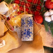 Szklanka z bambusową pokrywką i słomką