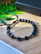 Bransoletka "Różaniec"- larvikit, sjenit, hematyt, spinel 