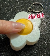Brelok kwiatek klikający – druk 3D z PLA, oryginalny gadżet, prezent