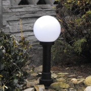 Lampy ogrodowe - Mleczne Kule - wys.57 lub 79 cm. Zestaw 6 szt. BLACK WEEKS