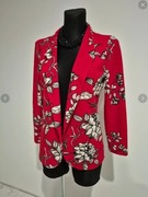 Czerwona marynarka narzuta w kwiaty luźna