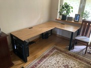 Biurko narożne LOFT firmy Zdesk