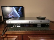 Nagrywarka DVD/VHS Panasonic NV-VP28 z pilotem