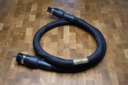 Bazodrut Mystic, kabel zasilający
