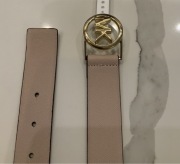 Michael Kors pasek pudrowy róż skóra złota okrągła klamra M