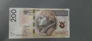 Banknot UNC 200 EN