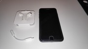 iphone 8 64gb + etui Bardzo dobry stan