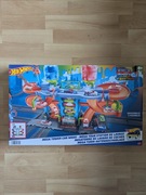 Hot Wheels City Zakręcona megamyjnia HDP05 zestaw + autko samochodzik