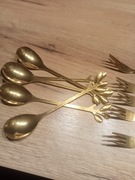 Łyżki i widelce kolor zloty